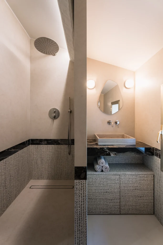 Vue d'une salle d'eau rénové par zut studio