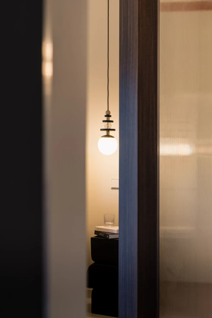 Vue d'une chambre lors de la rénovation d'un appartement par zut studio